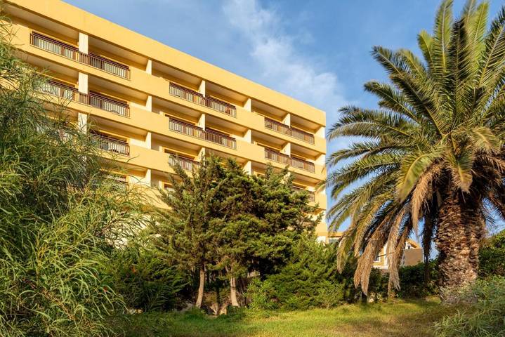 Hôtel pour 2 personnes, avec jardin ainsi que vue et piscine dans Melilla - 4