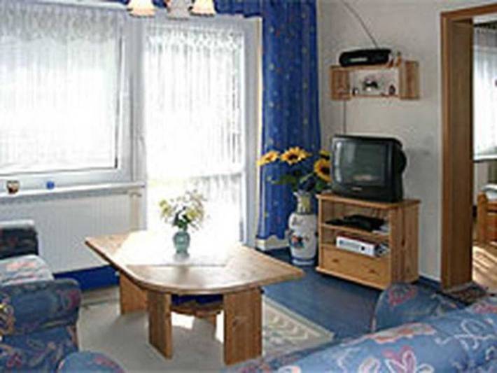 Ferienhaus für 5 Personen, mit Garten und Terrasse, kinderfreundlich in Glowe - 3