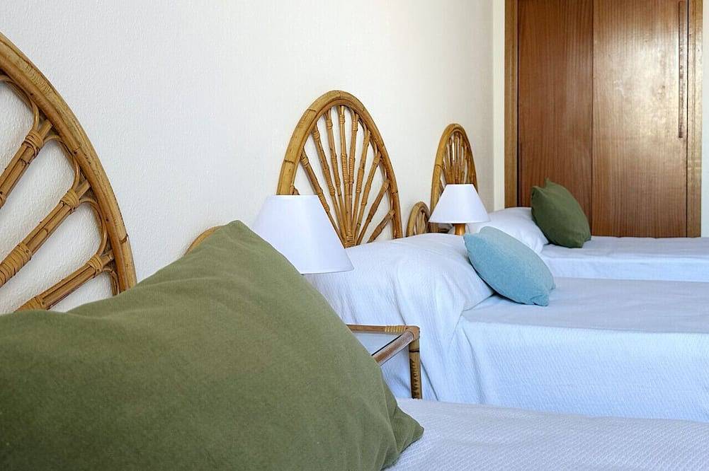 Entire apartment, 🌊 Your refuge by the sea in Isla, Cantabria 🏖️✨ in Isla, Arnuero