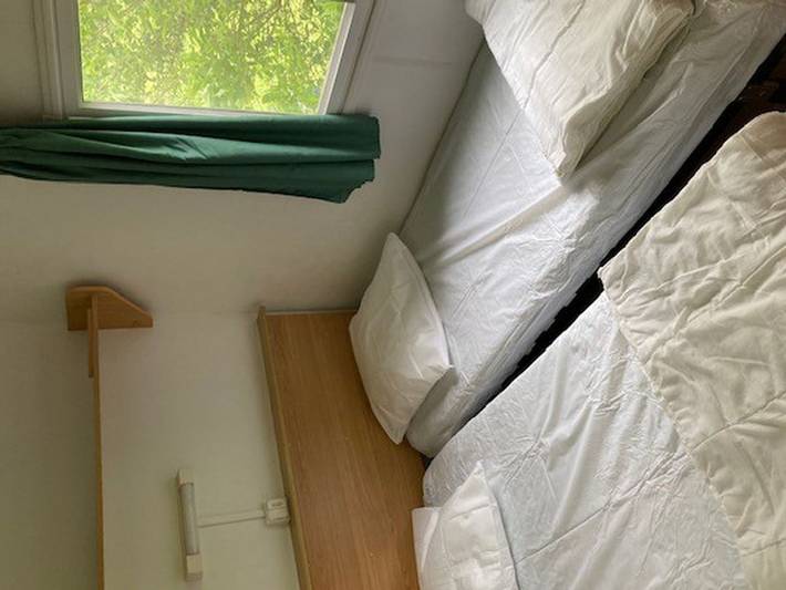 Mobil home pour 2 personnes, avec piscine à Éguzon-Chantôme - 4