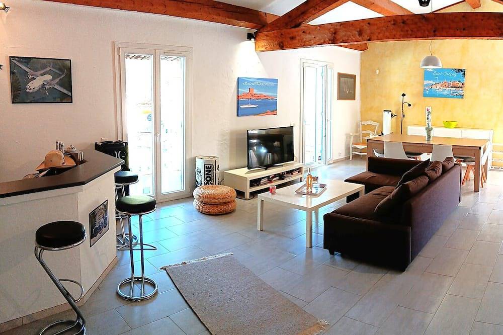 Var Location Vacances, Superbe Maison. Vidauban in Vidauban, Draguignan Region