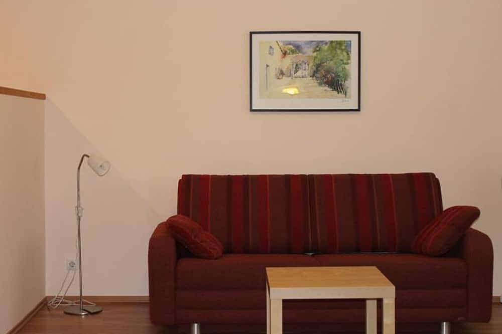 Ganze Wohnung, Fewo 1 Weinknospe - Ferienhof Weingut Lunzer in Gols, Neusiedlersee-Hügelland