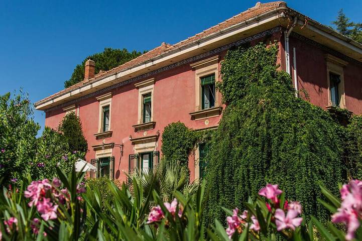 Villa pour 15 personnes, avec balcon et jardin - 1