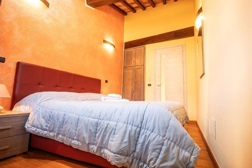 Palazzo Collesi\nprestigioso  Ampio Cielo Terra Posto Vicino A Piazza Principale in Città di Castello (Italia), Valtiberina