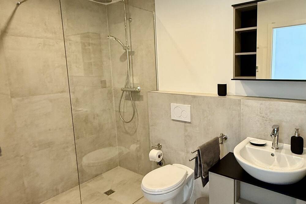 Ganze Wohnung, Deluxe Apartment No. 6 in Phantasialand, Brühl