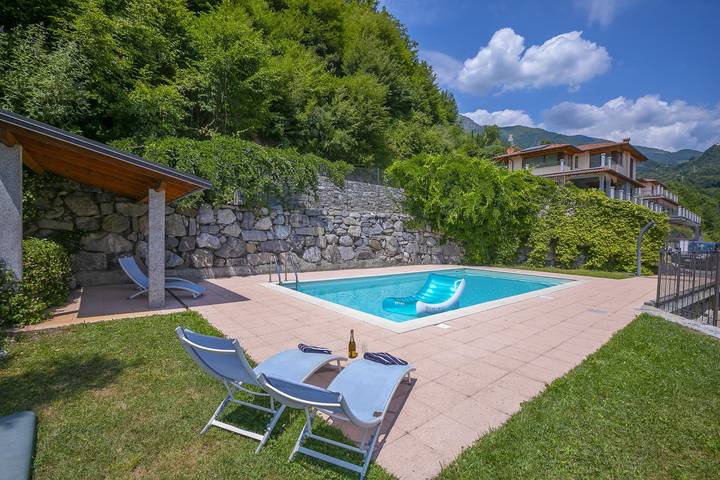 Ferienwohnung für 4 Personen, mit Pool und Seeblick sowie Terrasse, kinderfreundlich in Gemeinde Menaggio - 3