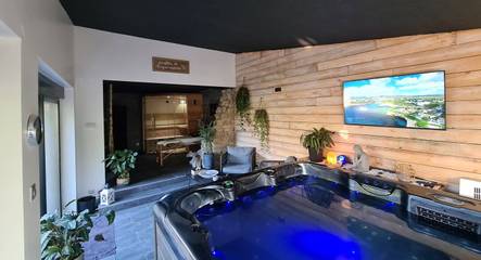 Chambre d’hôte pour 2 personnes, avec jardin ainsi que sauna et jacuzzi, animaux acceptés en Moselle