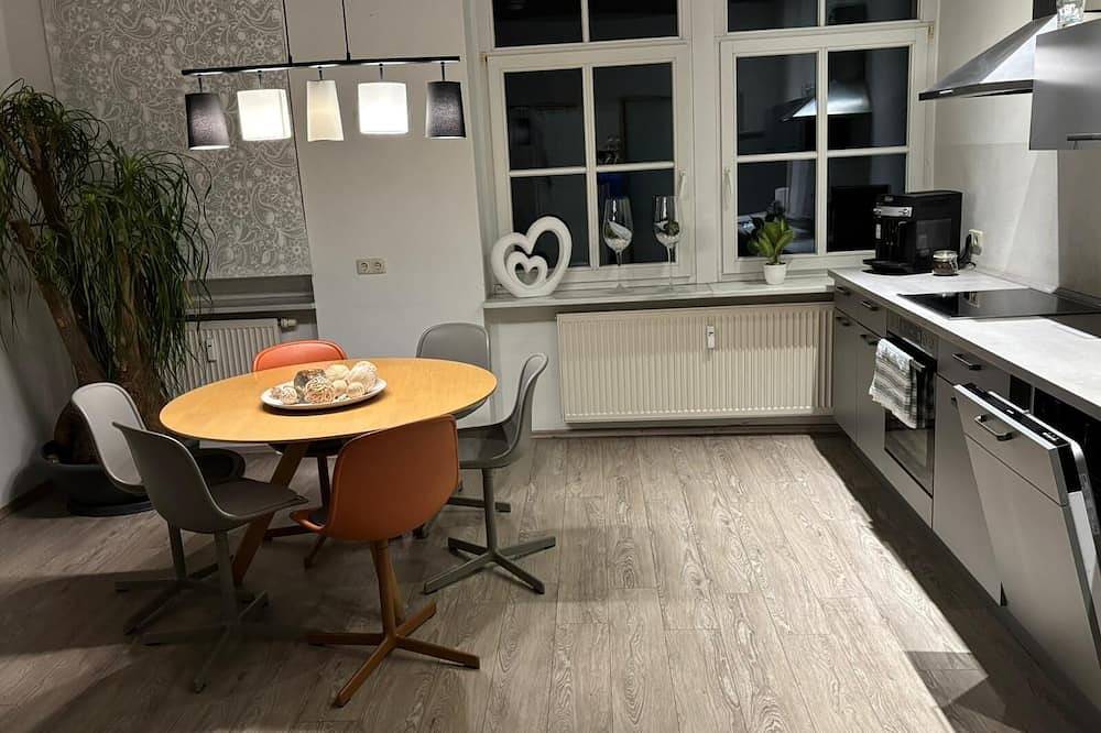 Ganze Wohnung, Exklusive Fewo,136qm,4Schlazi.,max.11Pers.Vollausstattung in Plauen, Chemnitz und Umgebung