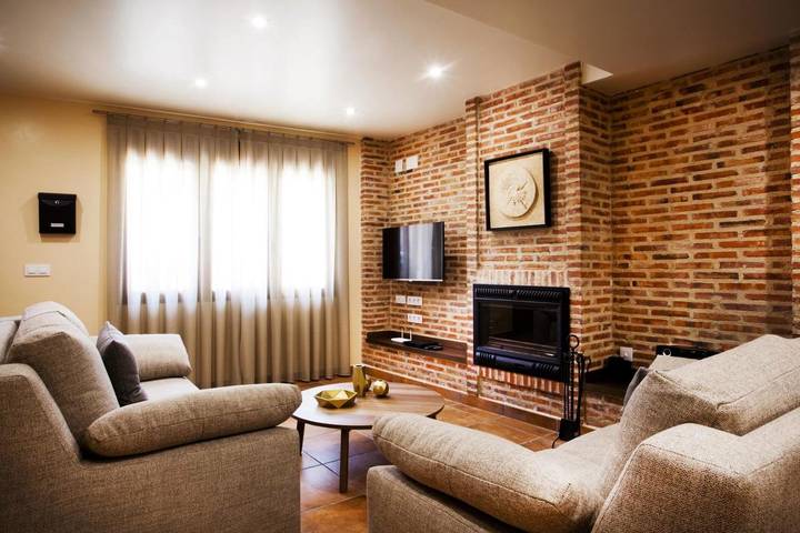 Casa rural para 8 personas, con Balcón y Jacuzzi además de Terraza y Jardín en Ayódar - 4