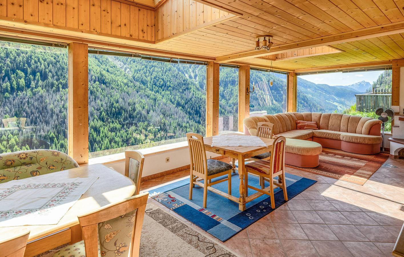 Apartamento vacacional entero, Apartamento de vacaciones para 6 personas con terraza in Mörtschach, Oberkärnten