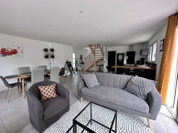 Gîte pour 8 personnes, avec Jardin à Kervignac