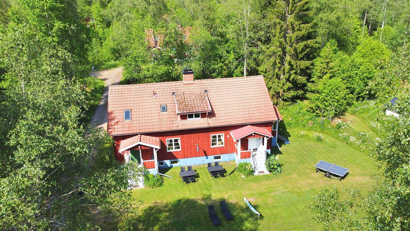 Ganze Wohnung, Ferienwohnung Viol in Värmland große Naturwohnung am See mit Sauna und Hot Tub in Värmland