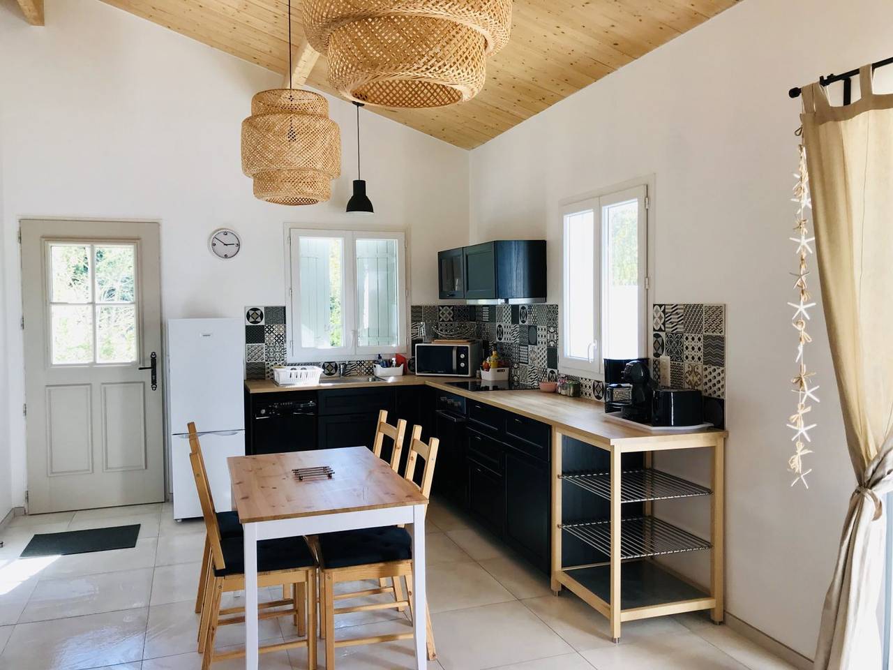 Boinot Lodge 4 pers. au calme Chateau d'Oleron in Le Château-d'Oléron, Côte de Beauté