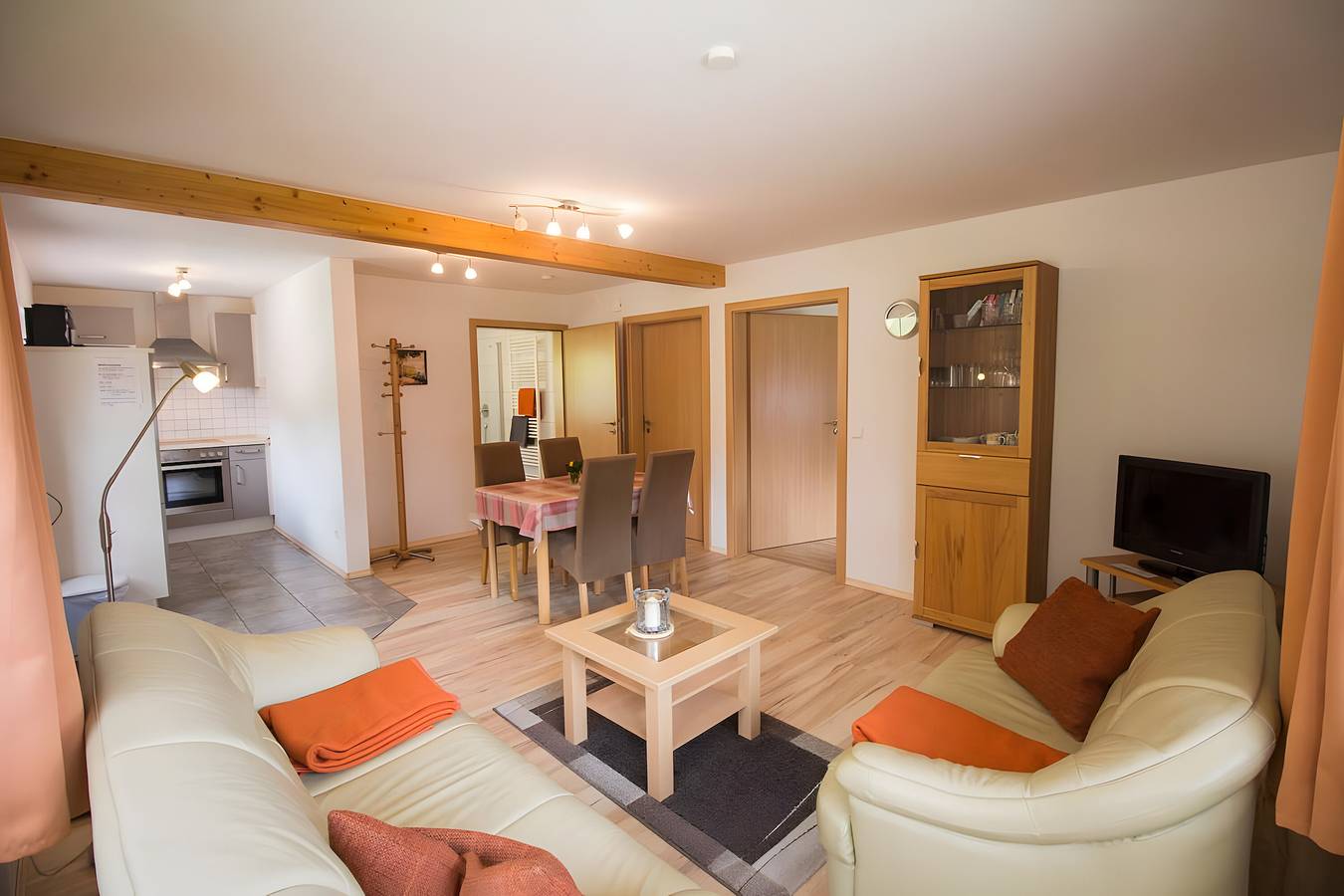 Appartement entier, Appartement '3, 62qm' avec terrasse privée et Wi-Fi in Oberkirch, Forêt-Noire centrale