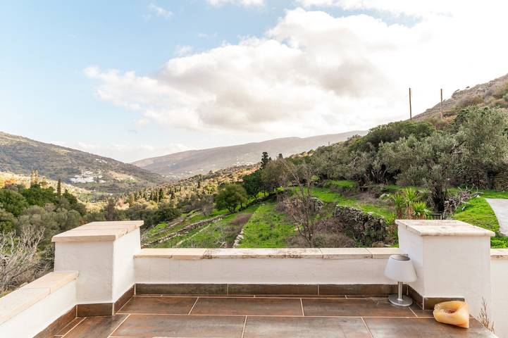 Location de vacances pour 6 personnes, avec jardin, animaux acceptés dans Andros - 2