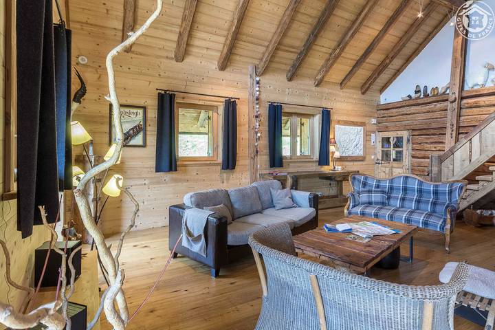 Gîte pour 10 personnes, avec sauna ainsi que terrasse et jardin à Queige - 4