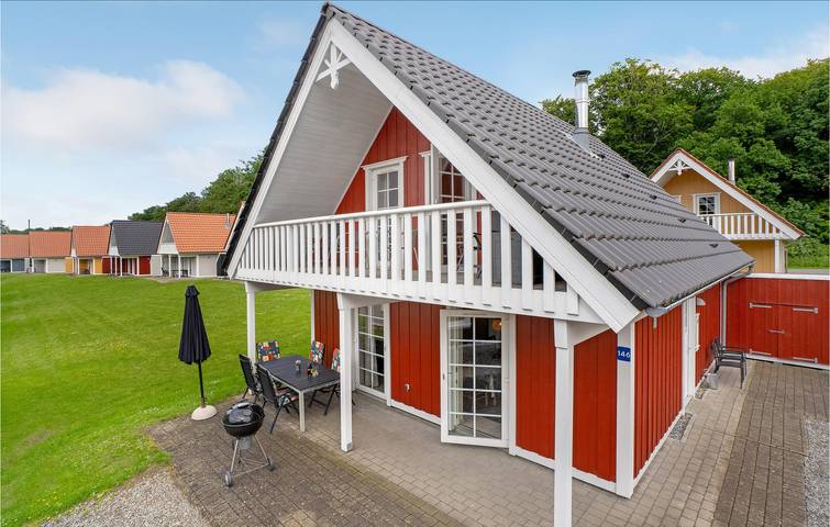 Ferienhaus für 8 Personen, mit Whirlpool und Sauna sowie Terrasse und Garten
