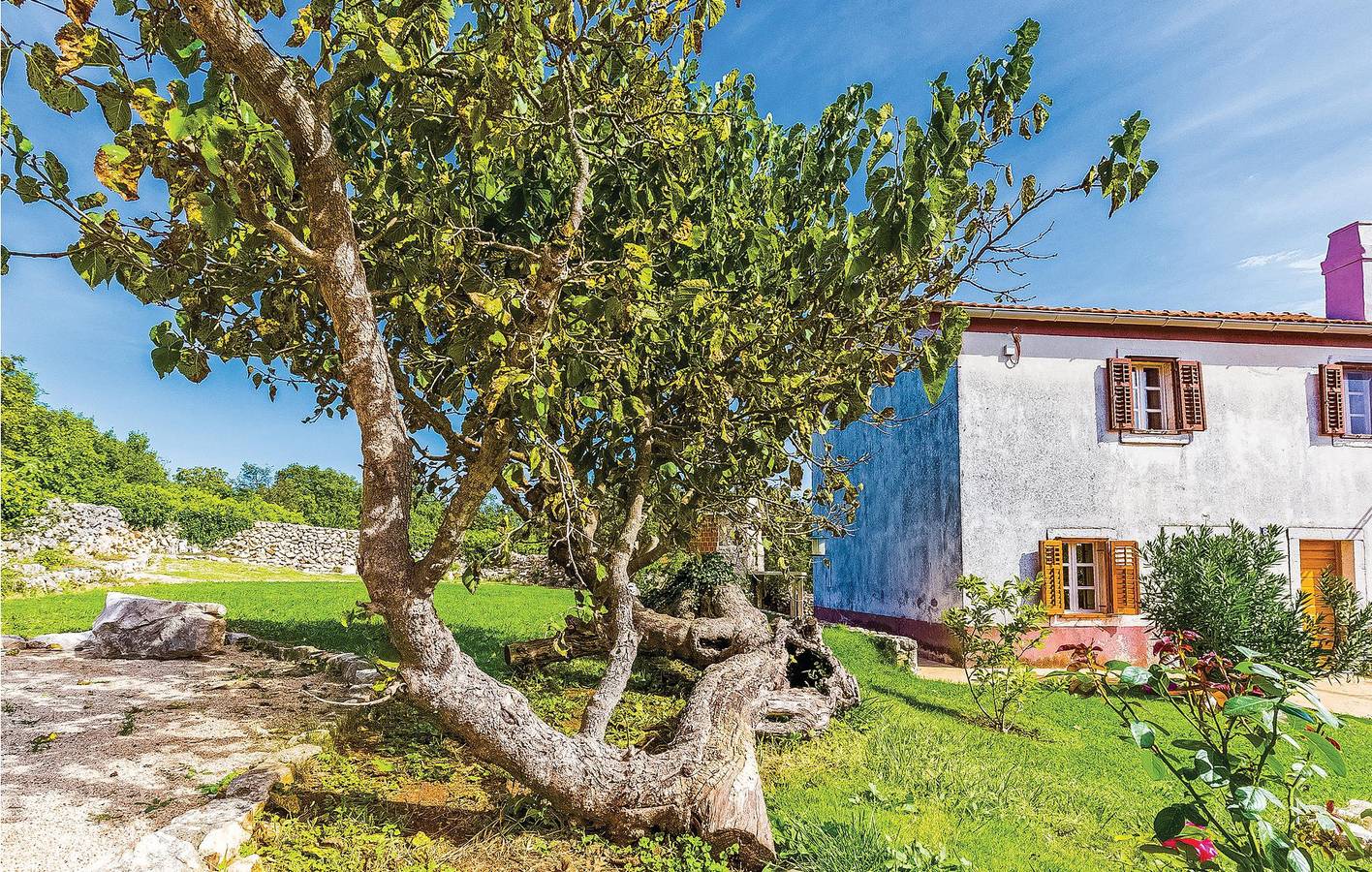 Gemütliche 1-Zimmer-Wohnung mit Terrasse, WLAN und Parkplatz in Garica, Krk