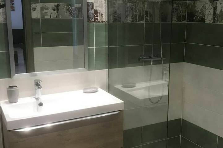 Gîte pour 6 personnes, avec jardin et piscine dans Plage de Vignale - 2