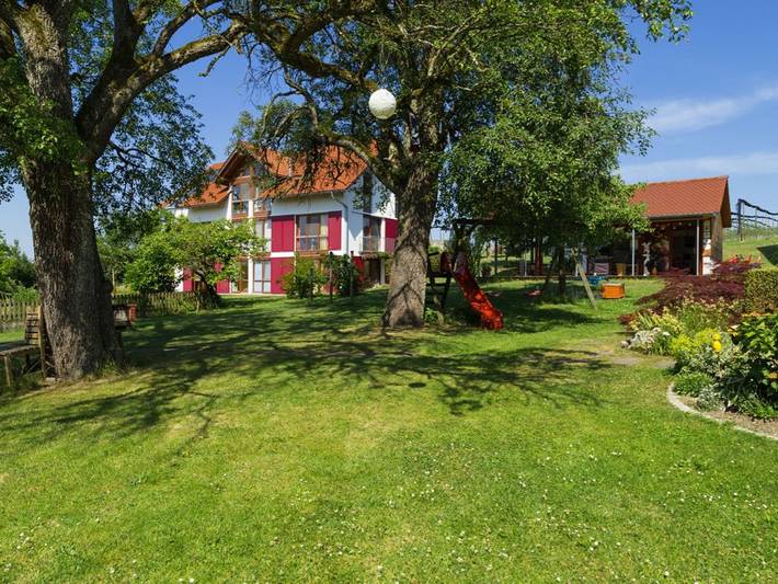 Ferienhaus für 5 Personen, mit Balkon/Terrasse und Terrasse sowie Garten in Überlingen - 4