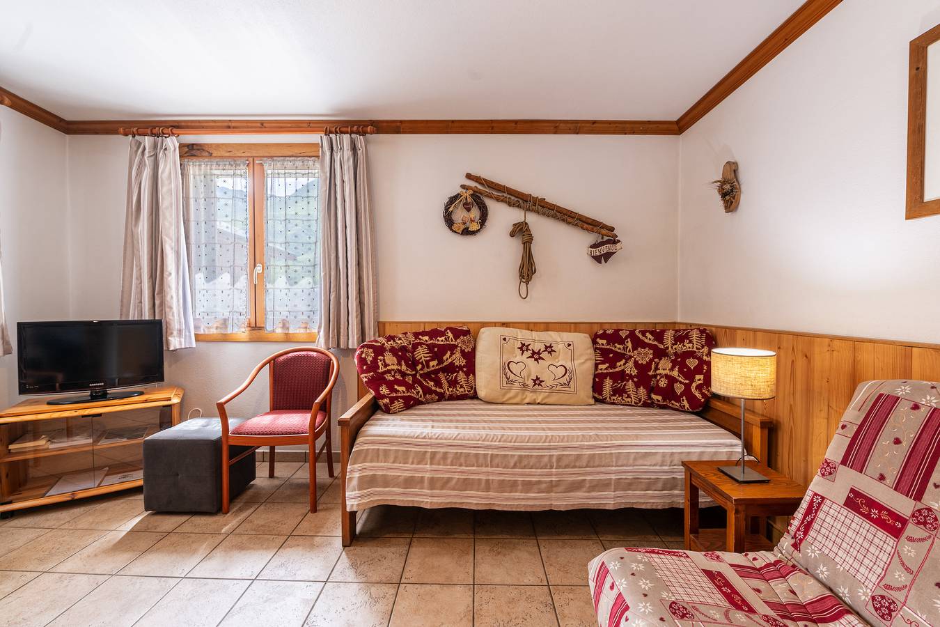 Ganze Wohnung, Ferienwohnung 'Chalet Le Choucas N°1' mit Bergblick und Wi-Fi in Les Menuires, Saint-Martin-de-Belleville