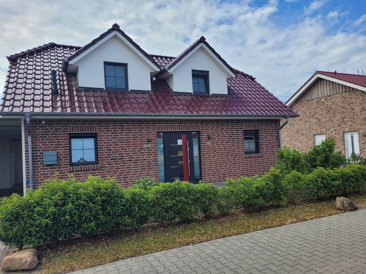 Ferienhaus 'Sam' mit Seeblick, privater Terrasse und Wlan in Geeste, Hasetal