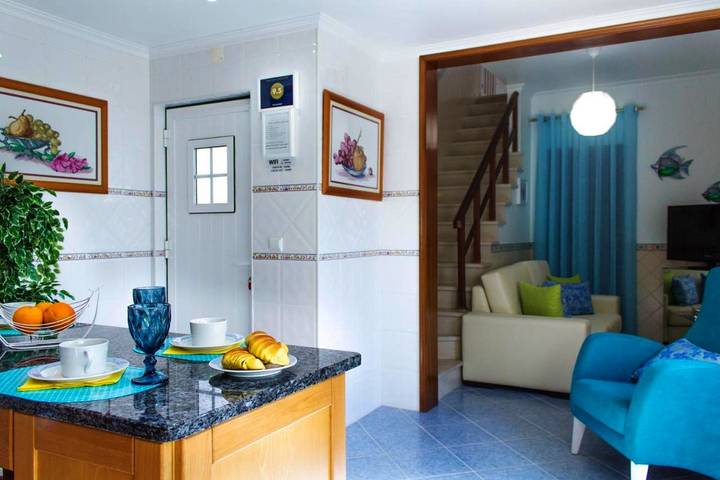 Ferienhaus für 6 Personen, mit Ausblick und Garten, kinderfreundlich in Nazaré