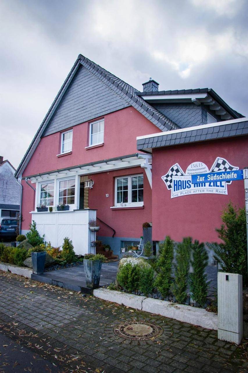 The Place After the Race B&B in Nürburgring, Müllenbach
