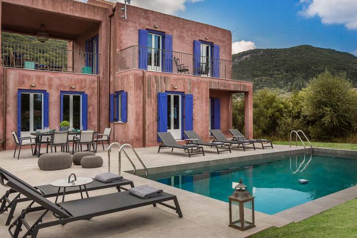 Villa voor 6 personen, with Balkon and Terras as well as Tuin and Zwembad in Ithaka