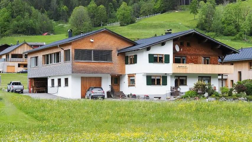 Ferienwohnung für 4 Personen, mit Balkon in Schoppernau - 2