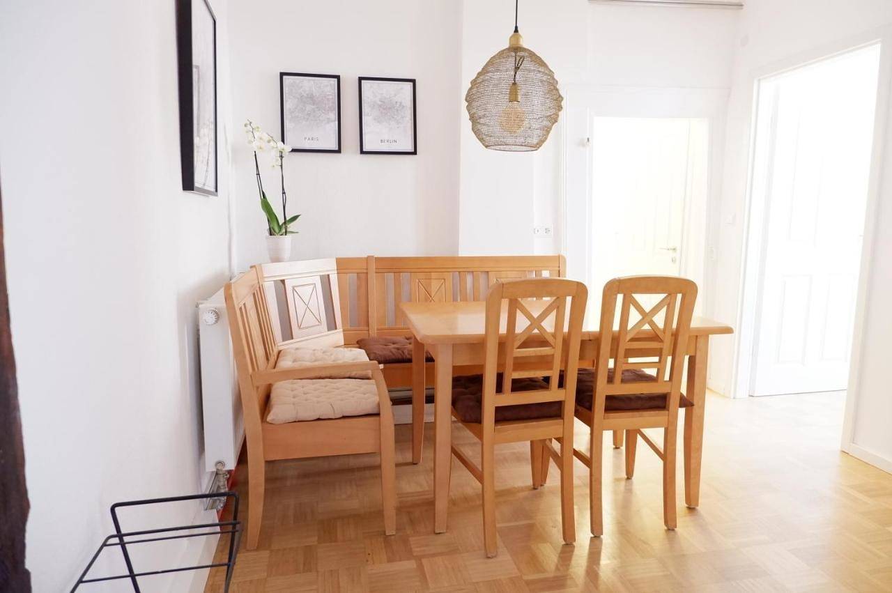 Geheel vakantieappartement, Privatzimmer in bester Altstadtlage in Tübingen, Neckar-Alb