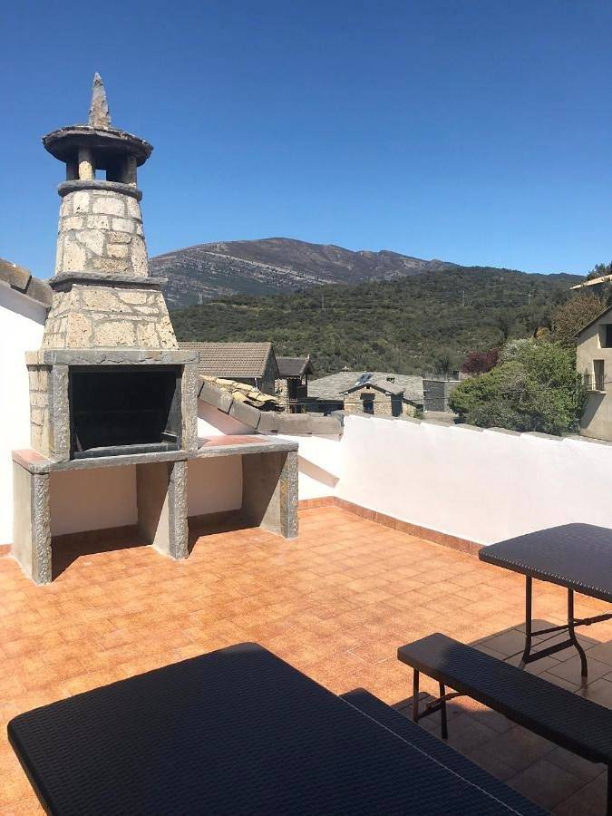 Apartamento entero, Apartment in Boltaña, Pirineo Aragonés