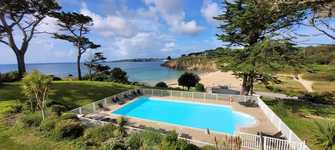 Casa de vacaciones para 4 personas, con piscina además de terraza y sauna - 1