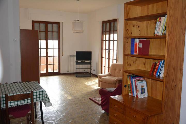 Maison d’hôte pour 3 personnes, avec balcon ainsi que jardin et vue dans Marche - 4