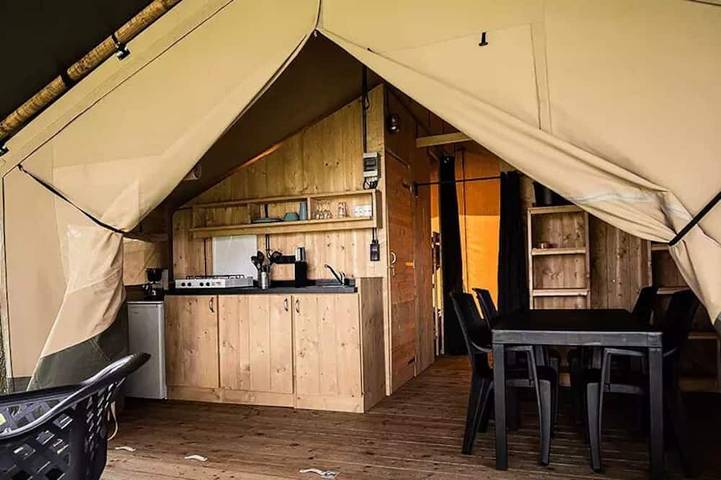 Camping pour 4 personnes dans la Loire