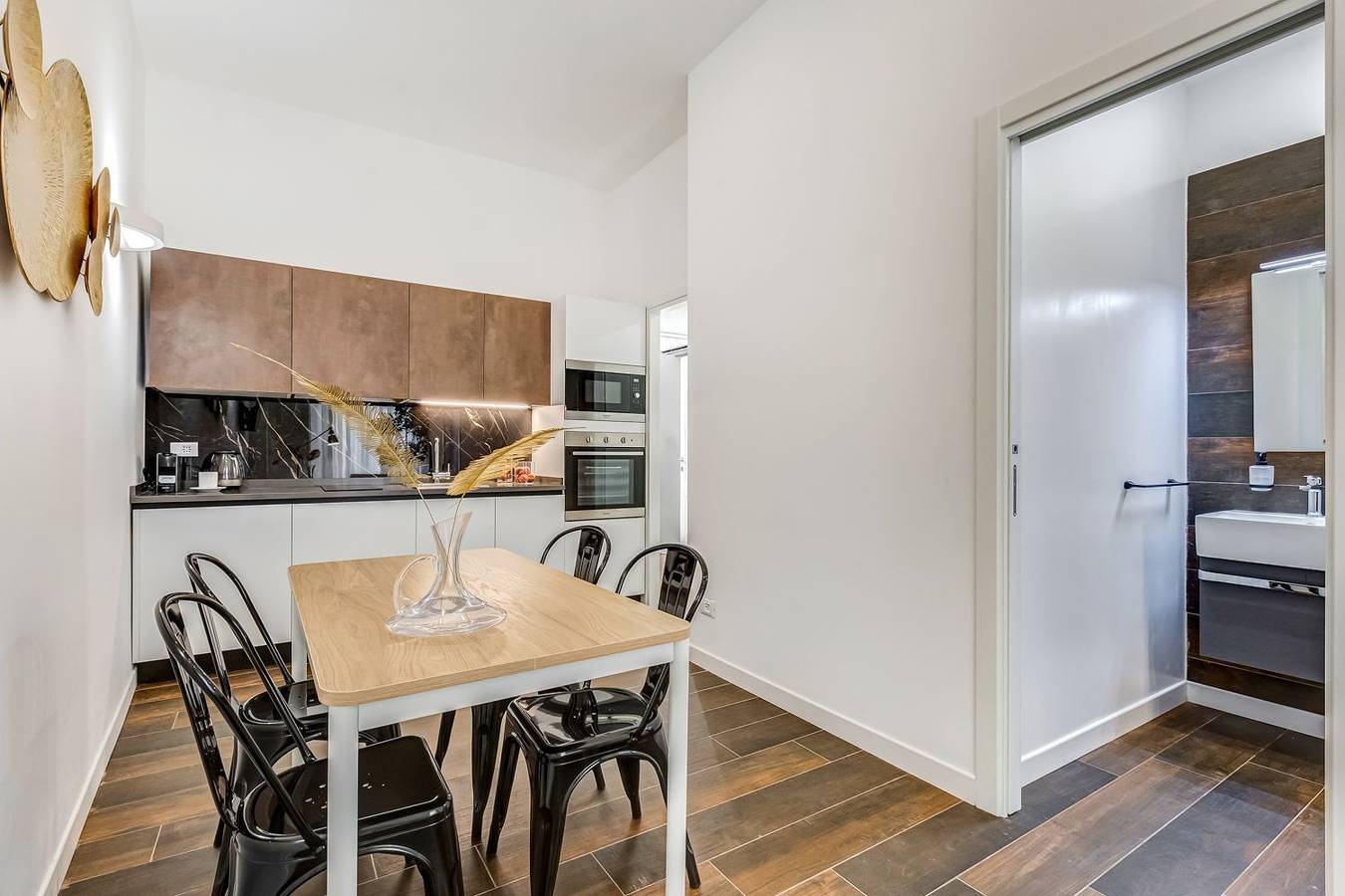 Global Condo in Rom, Rom Provinz