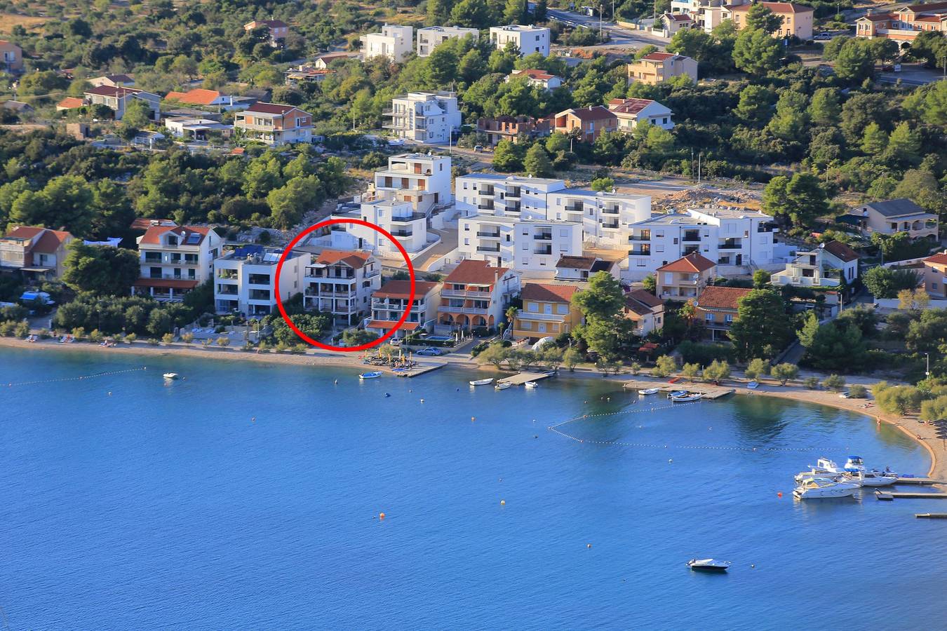 Ganze Wohnung, 1-Zimmer-Ferienwohnung am Strand Grebastica, Sibenik A-13942-b in Grebastica, Šibenik-Knin