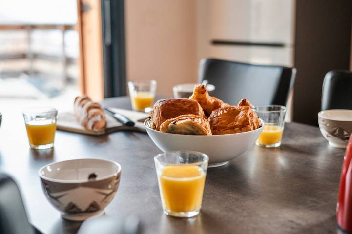 Chalet pour 6 personnes, avec jardin et jacuzzi, adapté aux familles dans Bauges - 4