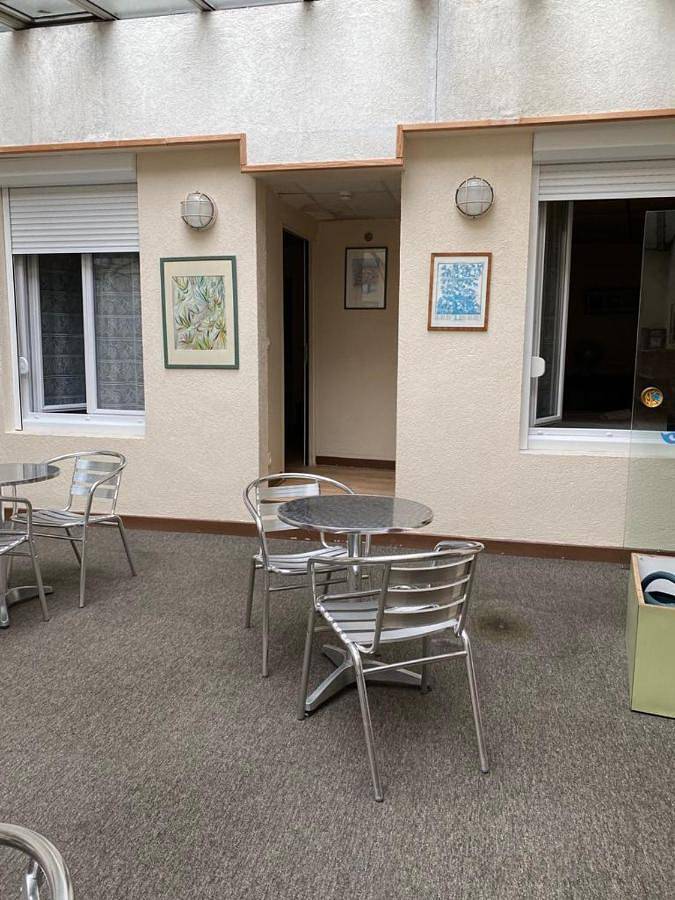 Hôtel pour 2 personnes, avec terrasse et vue, animaux acceptés dans Office De Tourisme D Auxerre Quais