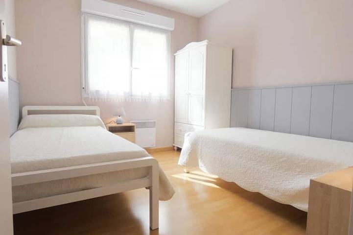 Location de vacances pour 4 personnes, avec jardin à Angoumé - 3