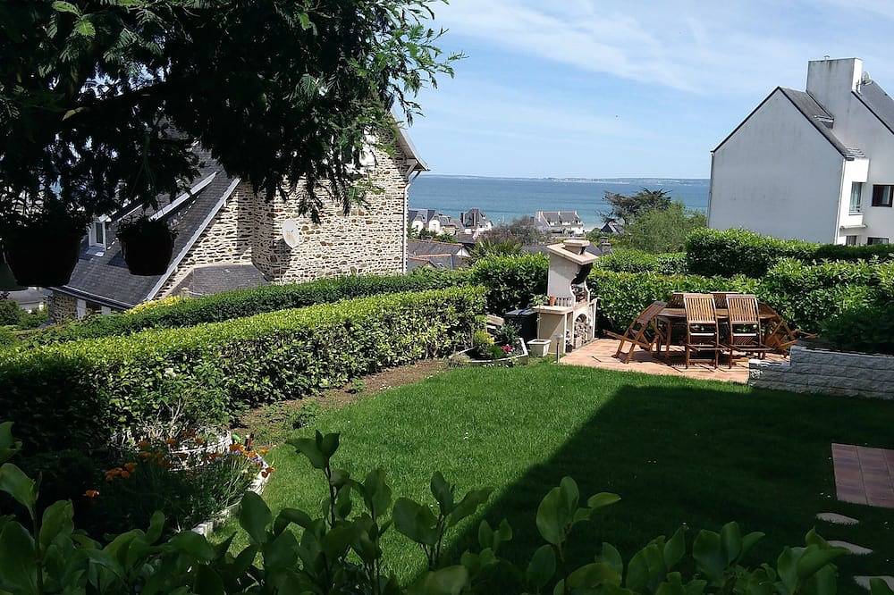 Casa Frente Al Mar 150 M De La Playa Rosarios cerca de Saint Brieuc in Les Rosaires, Plérin