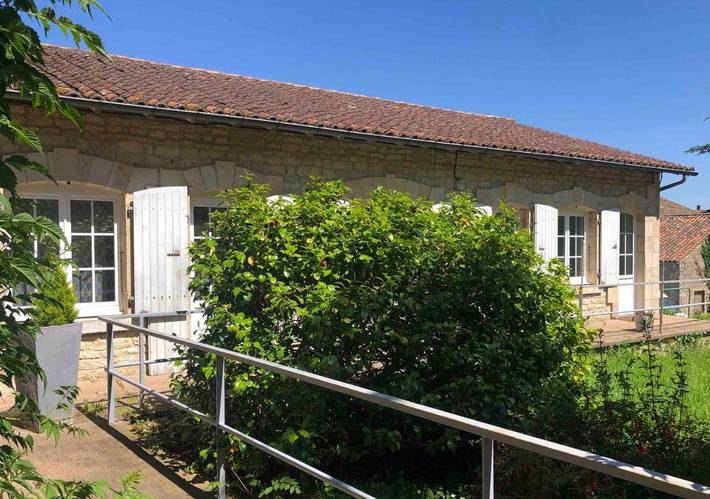 Maison de vacances pour 8 personnes, avec jacuzzi ainsi que jardin et terrasse dans les Deux-Sèvres - 3
