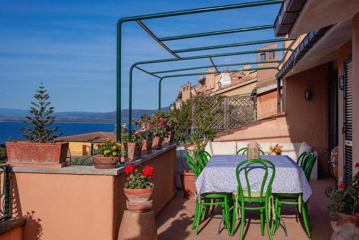 Ferienwohnung für 6 Personen, mit Balkon und Terrasse sowie Pool und Ausblick in Porto Santo Stefano - 3