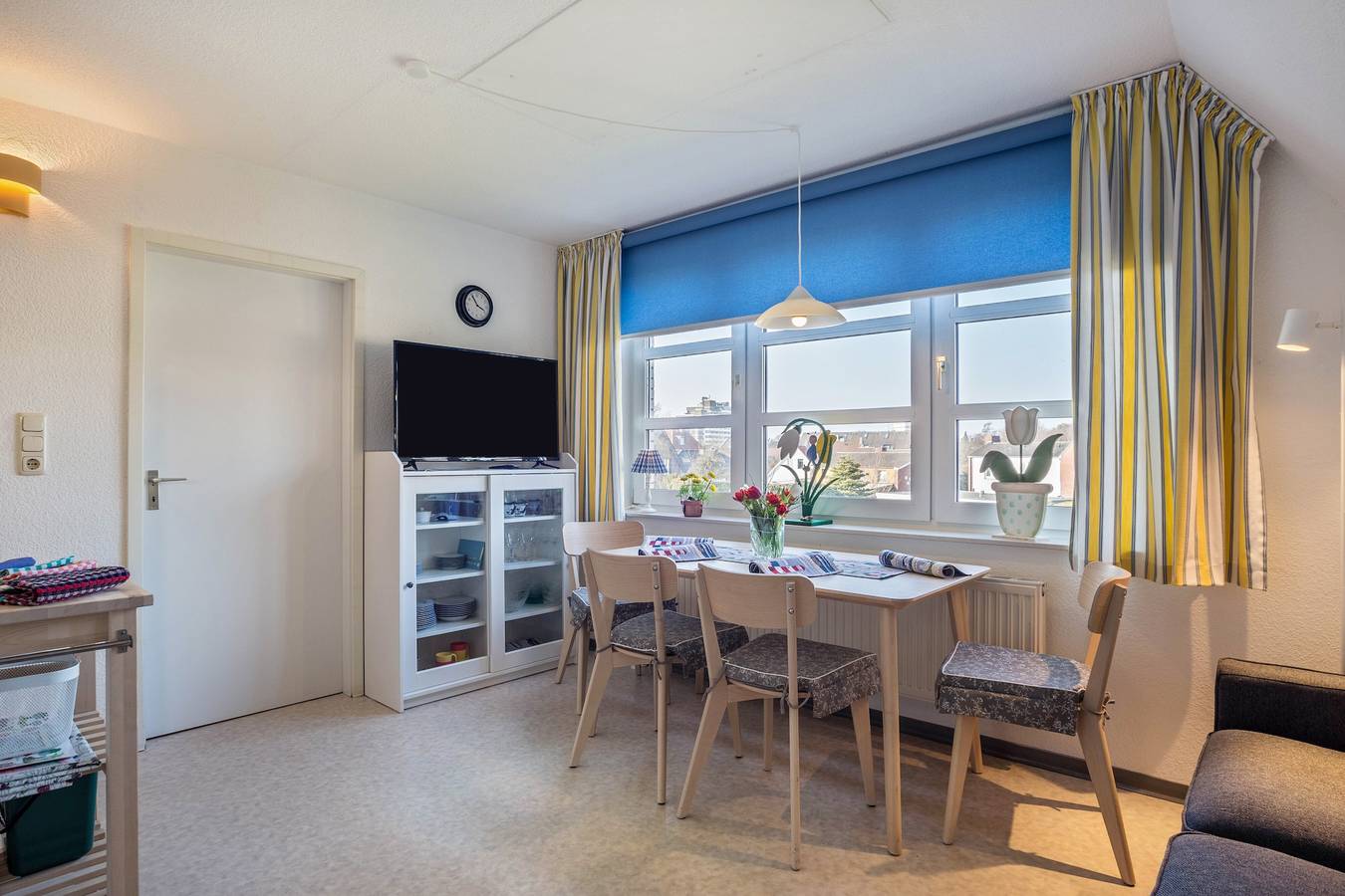 Ganze Wohnung, Ferienwohnung 'Nordhaus 3' nahe dem Strand mit Gemeinschaftsgarten und Wlan in Duhnen, Cuxhaven