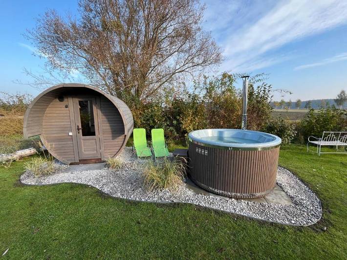 Ferienhaus für 6 Personen, mit Sauna und Whirlpool sowie Pool und Garten in Naturpark Barnim