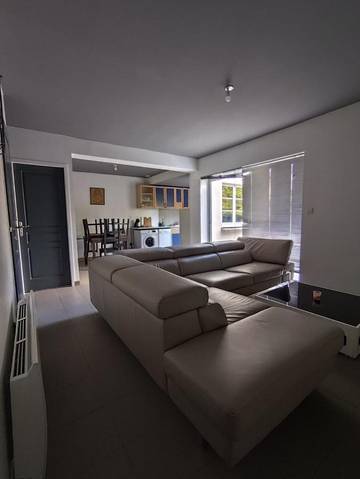 Gîte pour 7 personnes, avec jardin, animaux acceptés à Beaumont-la-Ronce
