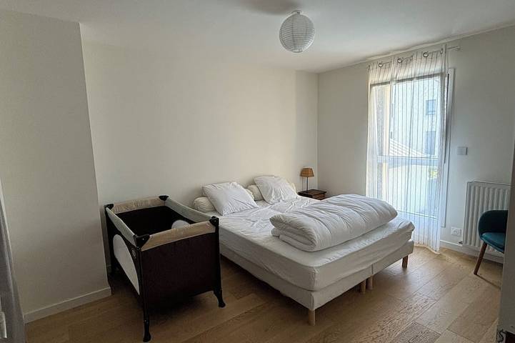 Two minutes from Dinard, beautiful seaside villa with heated pool. in Saint-Lunaire, Saint-Malo region