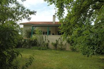 Gîte pour 12 personnes à Léognan