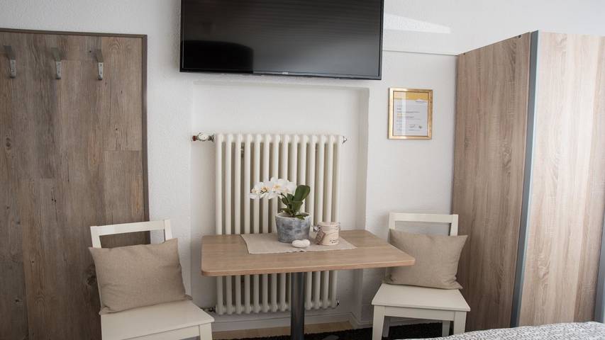 Gîte pour 2 personnes, avec jardin et terrasse, animaux acceptés à Markdorf - 4