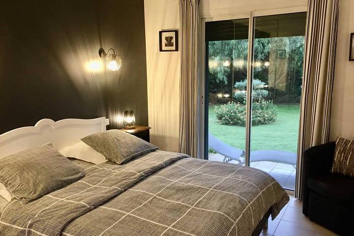 Location de vacances pour 4 personnes, avec jardin et piscine à Saint-Féliu-d'Avall - 2